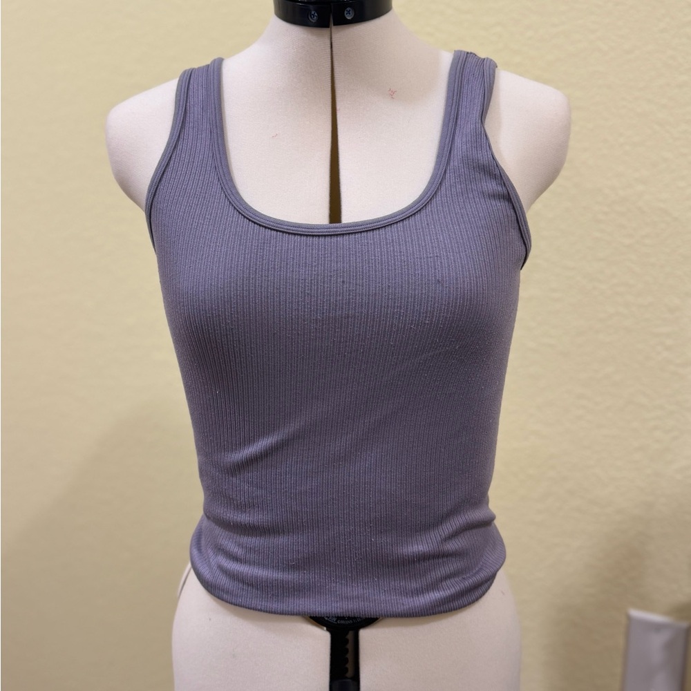 Woman’s medium ribbed ‘a new day’ lavender purple tank top